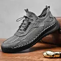 Grijze ademende mesh outdoor sneakers met hol ontwerp en duurzame rubberen zool heren - Grijs