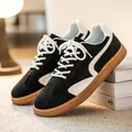 Klassische GAT-Sneaker für Herren in Schwarz und Weiß mit strukturierter Gummisohle - 39 / Schwarz