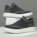 Lichtgewicht grijze ademende mesh slip-on sportsneakers voor heren met witte dikke zool - 36 / 233 Serie / donkergrijs