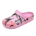 Zoccoli rosa casual con stampa graffiti artistica e cinturino flessibile al tallone - Donna Rosa