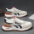 Trendy sportieve herensneakers in color-block design met retro wafelzool voor vrije tijd. - 39 / Wit