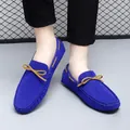 Men's vibrant electric blue suede loafers with stylish yellow leather bow detail variant - 35 / Blue