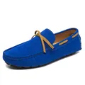Klassische blaue Wildleder-Loafer mit braunen Details für Herren - 35 / Saphirblau