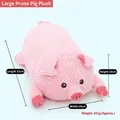 Zacht roze pluche piepend varkentje in buikligging met afmetingen van 33x20x18cm - Voor Middelgrote En Grote Honden / Grote Varken Stijl