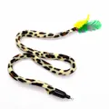Dettaglio coda in peluche leopardato e piume colorate per testina di ricambio per gioco gatti - Testina di Ricambio Leopardo