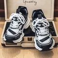 Men's retro chunky dad sneakers in stylish black and white with lightweight soft sole - 39 / Black and White