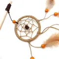 Bacchetta gioco per gatti stile acchiappasogni con piume e perline di legno arancioni - Stile Acchiappasogni Con Perla In Legno