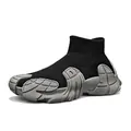 Zwarte gebreide mid-top sneakers met grove gesegmenteerde grijze octopus-zool. - 39 / Mystiek Zwart