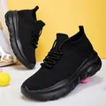 Sneaker a calzino in maglia nera traspirante con suola spessa per abbigliamento casual - 36 / Nero
