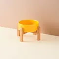 Gelbe Keramik-Katzenschüssel mit erhöhtem Bambusholzständer zum Schutz des Nackens - Extra Klein 11cm (Einzelnapf Mit Ständer) / Gelb