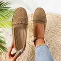 Mocassini piatti da donna kaki con dettagli a frangia e trafori laserato di tendenza - 35 / Cammello
