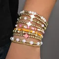 Ensemble de bracelets empilables tendance en perles dorées et nacrées avec breloques croix femme - Bracelet Superposé en Perle et Croix Rose (XY-3810) / Ensemble de Bracelets Multi-pièces