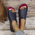 Sandali piatti in PU blu scuro casual da donna con punta a clip e cinturino a fibbia - 35 / Blu scuro