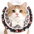 Collar para mascotas con lazo floral, encaje y estampado de fresas - Talla única / Lazo Blanco Fresa