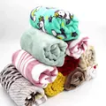 Couvertures douces en peluche pour animaux aux motifs et couleurs variés - Couverture pour Animaux / 50x70cm / Multicolore Aléatoire