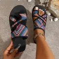 Detailansicht von atmungsaktiven Mesh-Sandalen mit Bohème-Muster und rutschfester Sohle - 36 / Lila