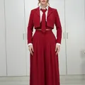 Mirror selfie view of a chic red 3-piece women's suit with cropped blazer and wide-leg trousers - Letter A / Set / Red