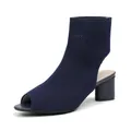 Stivaletti in maglia blu scuro con punta aperta e comodo tacco a blocco - 34 / Blu