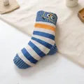 Jouet en peluche pour chien en forme de chaussette rayée bleue et blanche avec son - Style à Rayures Bleues et Blanches