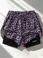 Vista dettagliata degli shorts sportivi 2-in-1 leopardati con fodera interna - Taglia S / Pantaloni e gonne / Leopardo Viola