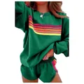 Detailansicht des grünen Damen-Sweatshirt- und Shorts-Sets mit bunten Regenbogenstreifen. - S / Oberteil Und Unterteil / Grün