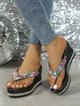 Chanclas con cuña negras para mujer con pedrería multicolor y detalles de perlas. - 35 / Negro Gema