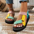 Sandales à plateforme avec brides multicolores et fermeture à scratch réglable - 36 / Noir Jaune