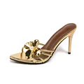 Elegante sandalo dorato con tacco alto, fiore metallico decorativo e perla per donna - 35 / Perla Artificiale Oro