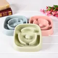 Set mit drei bunten Anti-Schling-Näpfen für Hunde und Katzen in sanften Pastellfarben - Quadratischer Stil (GWF-04) / Rosa