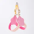 Detailansicht eines rosa Stern-Hundegeschirrs mit verstellbaren gelben Streifen - S / Nur Geschirr / Pfirsichrosa