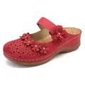 Eleganti sandali con zeppa rossi da donna con dettagli di fiori traforati e fascino retrò - 35 / Rosso