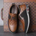 Elegante braune und schwarze Herren-Freizeitschuhe zum Schnüren mit Gitterstruktur - 38 / Braun
