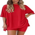 Completo casual rosso da donna con maglietta girocollo ampia e pantaloncini alta - Rosso