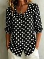 Élégante blouse noire à pois blancs pour femmes avec manches mi-longues et col à revers - S / Hauts / Noir