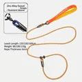 Detailansicht der robusten P-Seil-Hundeleine mit Zinklegierungswirbel und orangefarbenem Griff - Verbesserte Metallschnalle / 120cmx6mm / Orange