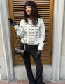 Veste courte blanche style militaire avec rangées de boutons argentés et épaulettes - S / Hauts / Blanc