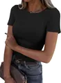 Gros plan sur un T-shirt noir côtelé à manches courtes et col rond pour femme chic - S / Hauts / Noir