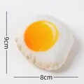 Jouet à l'herbe à chat en forme d'œuf sur le plat, peluche interactive de 8cm x 9cm - Style Oeuf au Plat