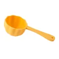 Professional yellow flower-shaped pet food scoop for cats and dogs with long handle - 15.5x6.6x4.5cm / Yellow