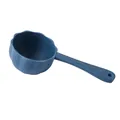 Navy blue floral-shaped pet food scoop with long handle for dog and cat feeding - 15.5x6.6x4.5cm / Blue