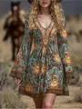 Böhmisches Vintage-Kleid mit V-Ausschnitt, langen Ärmeln und Sonnenmuster-Print - S / Kleid (YK955) / Blau