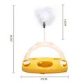 Juguete interactivo para gatos carrusel con pluma blanca y marcas de dimensiones - Estilo de Lazo / Amarillo