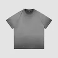 Camiseta de algodón estilo vintage americano con degradado gris y efecto lavado - S / Tops / Gris Degradado