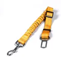Verstellbarer gelber Haustier-Autosicherheitsgurt mit reflektierenden Nähten und Bungee - Elastischer Stil (2.5*45-74cm) / Kurkuma