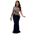 Vista detallada del corpiño de malla transparente con intrincados patrones de pedrería - S / Vestidos / Negro
