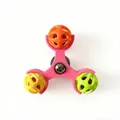 Rotierendes Windrad-Glockenball-Spielzeug für Papageien mit pinkfarbenem Rahmen und bunten Bällen - Neue Drei Glocken / Rosa