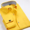Elegantes gelbes Businesshemd mit Umschlagmanschetten und blauem Karo-Kragenfutter. - 3XL / Oberteile / Gelb