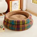 Cama redonda de felpa a cuadros para mascotas, cálida y suave para gatos y perros - Donut a Cuadros