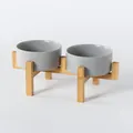 Moderne ciotole doppie in ceramica rialzate con robusto supporto in bambù per animali - Matte Gray Bowl with Raised Bamboo Stand