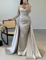 Robe de soirée élégante à manches longues en sequins champagne avec traîne en satin - S / Robes / Argent